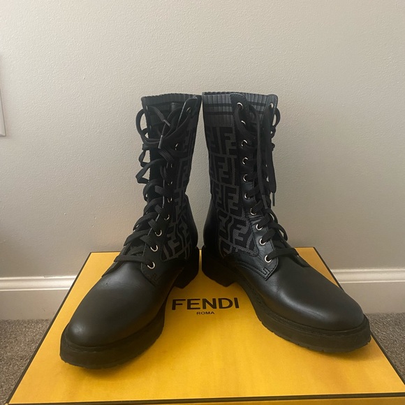 Fendi Rockoko Boots - Picture 2 of 11